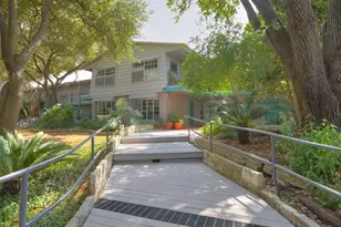 300 Crockett St, Austin, TX 78704 - Photo 22