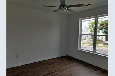 4801 Springdale Road #1102, Austin, TX 78723 - Photo 6