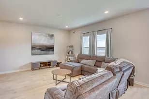 137 Standing Rock Ln, Marble Falls, TX 78654 - Photo 4