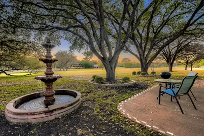 10904 Legends Lane, Austin, TX 78747 - Photo 34