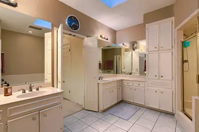 10904 Legends Lane, Austin, TX 78747 - Photo 28