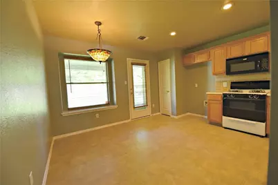 2813 Greenlee Drive, Leander, TX 78641 - Photo 6