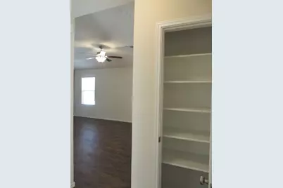 400 Major Lee Lane #3H, Jarrell, TX 76537 - Photo 12