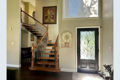 25 Stoney Creek Cove, Lakeway, TX 78734 - Photo 2