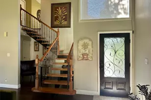 25 Stoney Creek Cove, Lakeway, TX 78734 - Photo 2