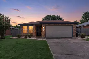 400 Ashbury Dr, Leander, TX 78641 - Photo 4