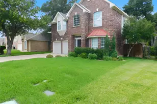 30003 Oakland Hills Dr, Georgetown, TX 78628 - Photo 2