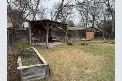 504 Westmorland Drive, Austin, TX 78745 - Photo 34