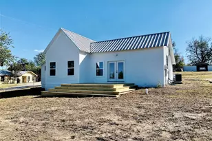 305 N Hall St, Richland Springs, TX 78643 - Photo 8