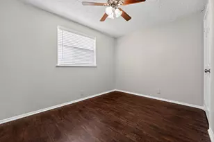 20600 Bonanza St, Lago Vista, TX 78645 - Photo 8