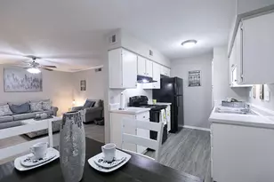 8100 N Mopac Expy, Austin, TX 78759 - Photo 16