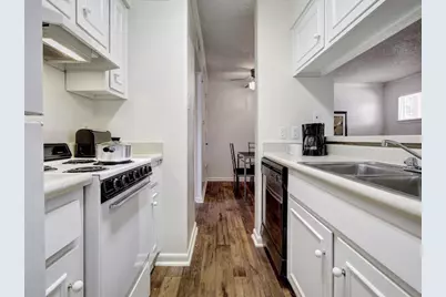 4539 Guadalupe Street #A104, Austin, TX 78751 - Photo 18