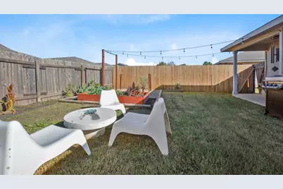 7608 Cayenne Lane, Austin, TX 78741 - Photo 4