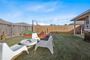 7608 Cayenne Ln, Austin, TX 78741 - Photo 4