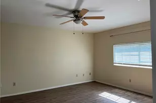 515 Bonita Vista Dr, Buda, TX 78610 - Photo 12