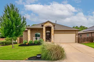 2205 Singletree Bend, Georgetown, TX 78628 - Photo 2