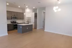 11808 Dillon Fls Dr, Austin, TX 78747 - Photo 4