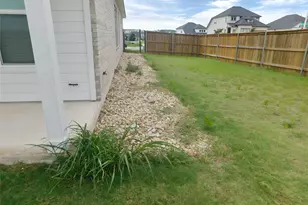 11808 Dillon Fls Dr, Austin, TX 78747 - Photo 36