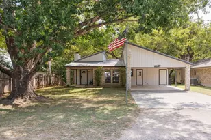 1540 Ponderosa Dr, New Braunfels, TX 78132 - Photo 2