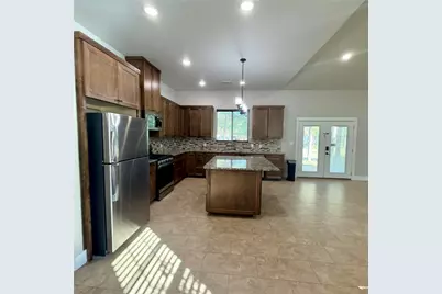 127 Comanche Trail #A, Elgin, TX 78621 - Photo 12