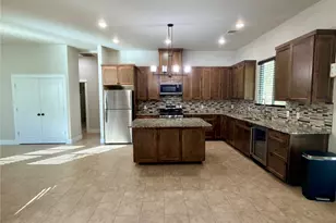 127 Comanche Trail, Elgin, TX 78621 - Photo 4