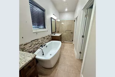 127 Comanche Trail #A, Elgin, TX 78621 - Photo 8