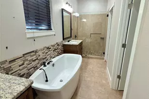 127 Comanche Trail, Elgin, TX 78621 - Photo 8