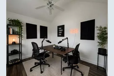 4611 Milburn Lane, Austin, TX 78702 - Photo 22