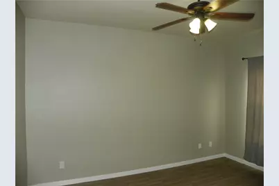 135 Marvin Cove, Hutto, TX 78634 - Photo 16