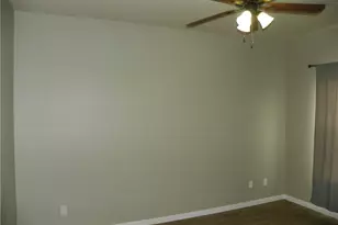 135 Marvin Cove, Hutto, TX 78634 - Photo 16