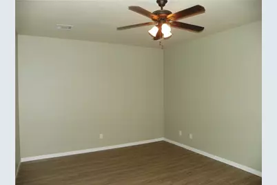 135 Marvin Cove, Hutto, TX 78634 - Photo 18