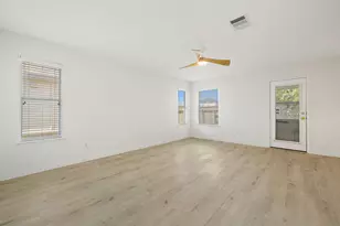 218 Altamont St, Hutto, TX 78634 - Photo 10