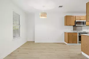 218 Altamont St, Hutto, TX 78634 - Photo 6
