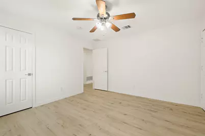 218 Altamont Street, Hutto, TX 78634 - Photo 12