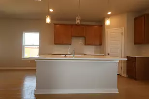 547 Bishop Wood Rd, Dripping Springs, TX 78620 - Photo 4
