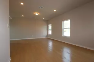 547 Bishop Wood Rd, Dripping Springs, TX 78620 - Photo 6