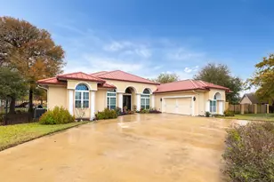 1202 Sierra Vista Cove, Lockhart, TX 78644 - Photo 2