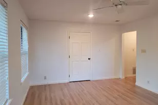 306 E Anderson Ave, Round Rock, TX 78664 - Photo 6