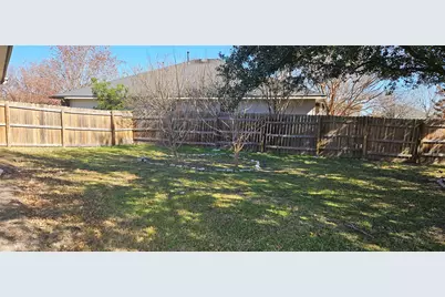 107 Helen Cove, Hutto, TX 78634 - Photo 36