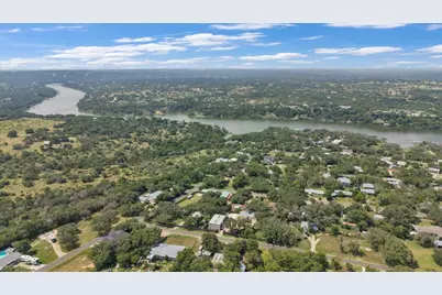 24705 Whitney Drive, Spicewood, TX 78669 - Photo 30