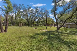 24705 Whitney Dr, Spicewood, TX 78669 - Photo 24