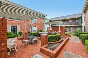 7920 Rockwood Ln, Austin, TX 78757 - Photo 18