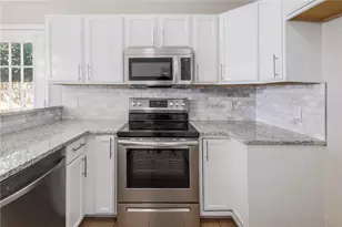 2306 West St, Taylor, TX 76574 - Photo 2