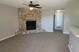 20800 Bonanza St, Lago Vista, TX 78645 - Photo 4