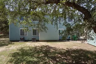 20800 Bonanza St, Lago Vista, TX 78645 - Photo 12