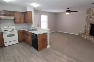 20800 Bonanza St, Lago Vista, TX 78645 - Photo 8