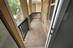 4526 Merle Dr, Austin, TX 78745 - Photo 4