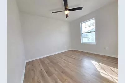 411 W 4th St #A, Flatonia, TX 78941 - Photo 8