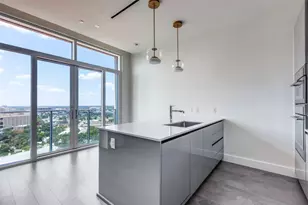 123 Lexington Ave, San Antonio, TX 78205 - Photo 4