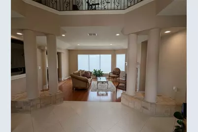 6205 Lost Horizon Drive, Austin, TX 78759 - Photo 4